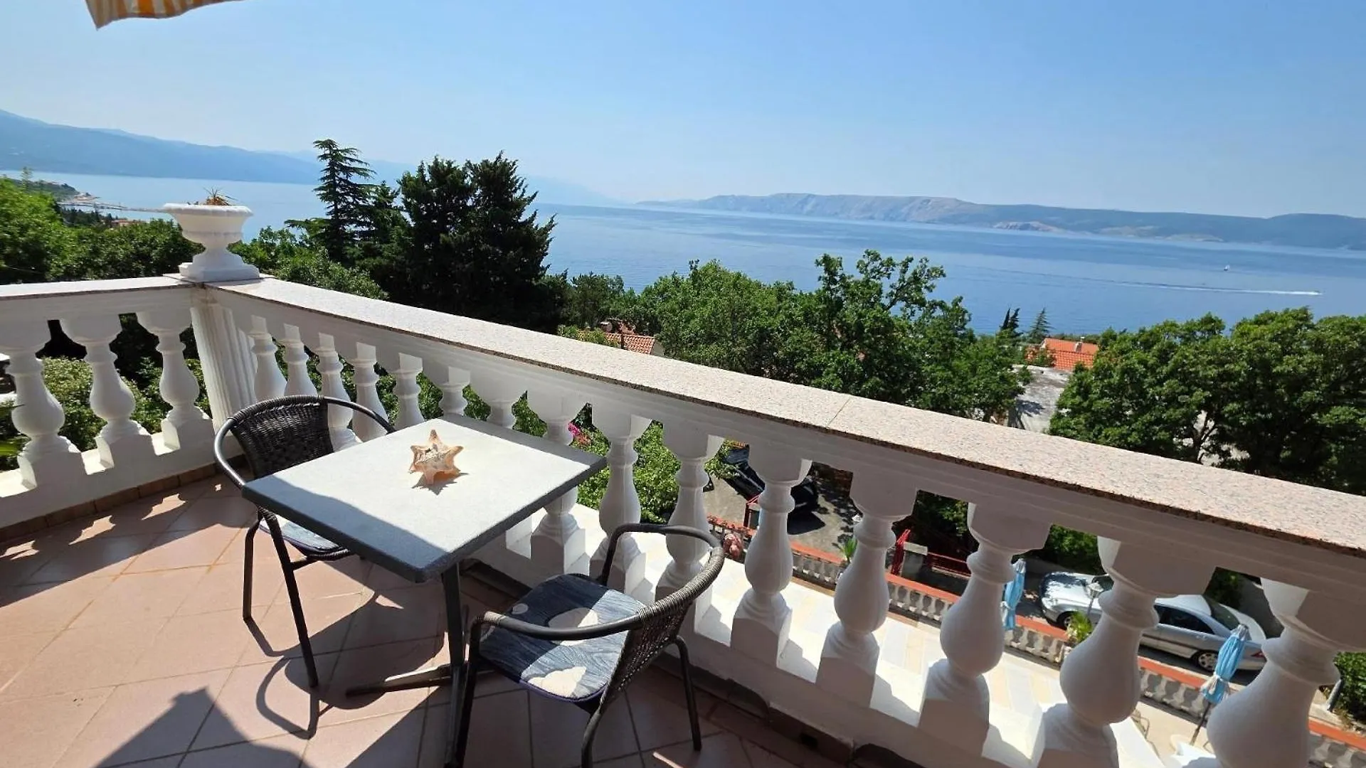 Apartment Fuer 2 Persmit Balkon Novi Vinodolski