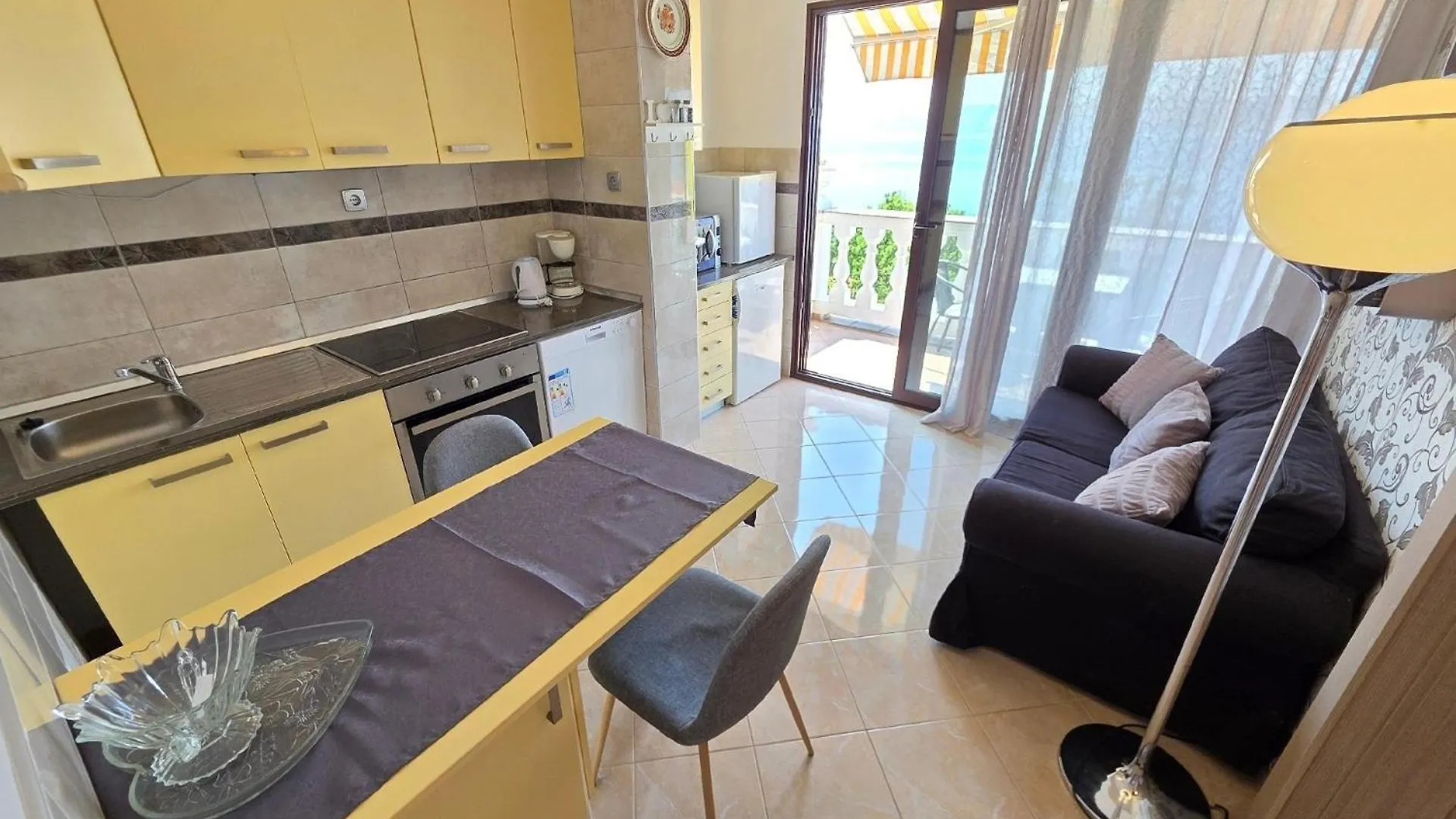 Apartment Fuer 2 Persmit Balkon Novi Vinodolski